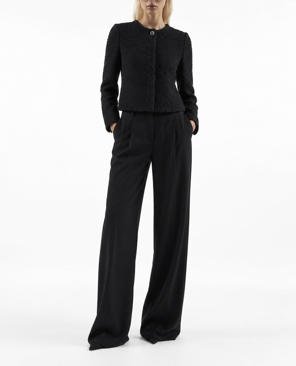 " Black cropped "