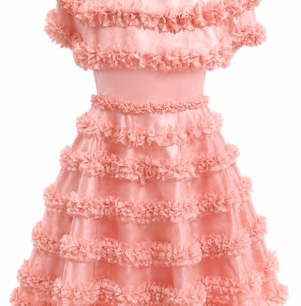 " HAND LINKED RUFFLES "