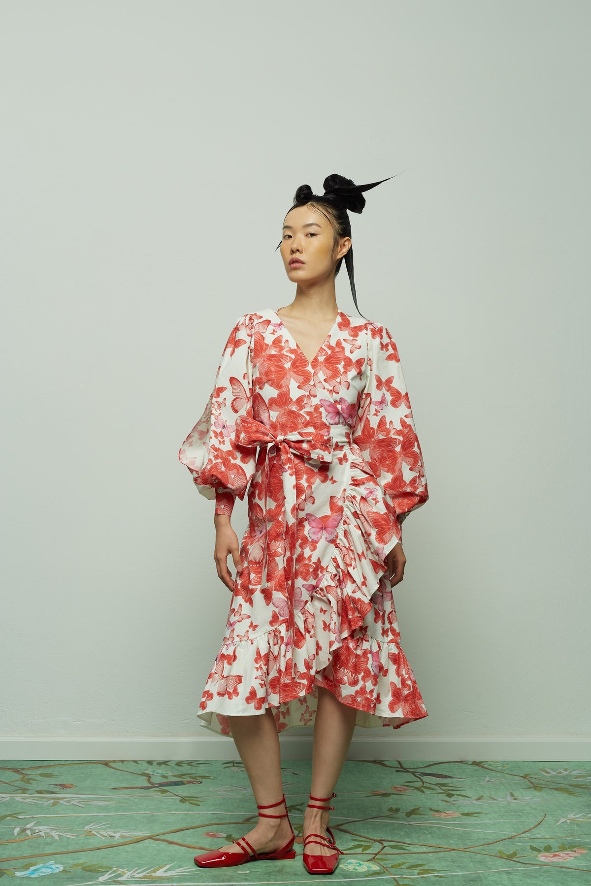 " WRAP DRESS WITH RED BUTTERFLIES "
