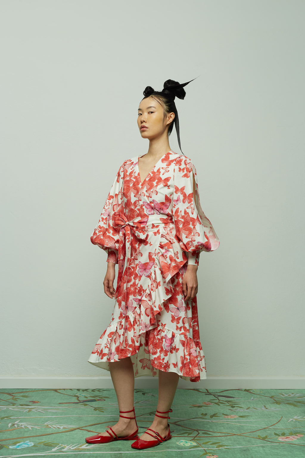 " WRAP DRESS WITH RED BUTTERFLIES "