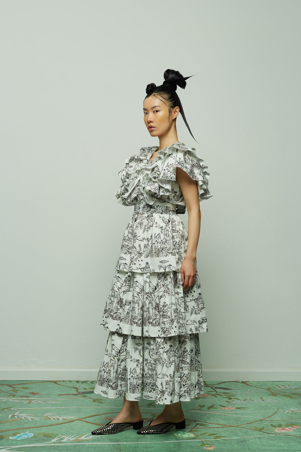 " THREE RUFFLE FAIRYTALE "