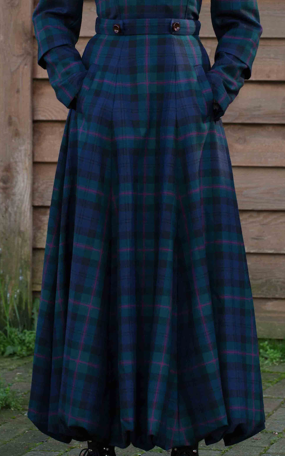 " TARTAN LOOK "