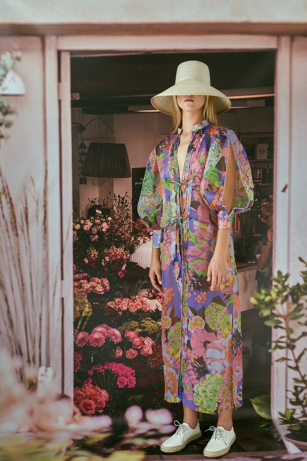 " TROPICAL FLOWER KIMONO"