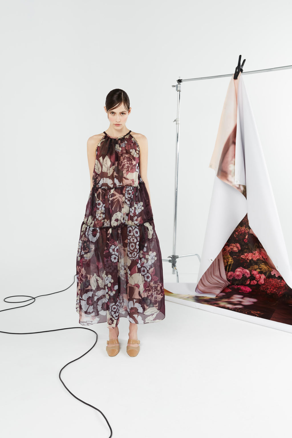 " BROWN FLOWER ORGANZA "