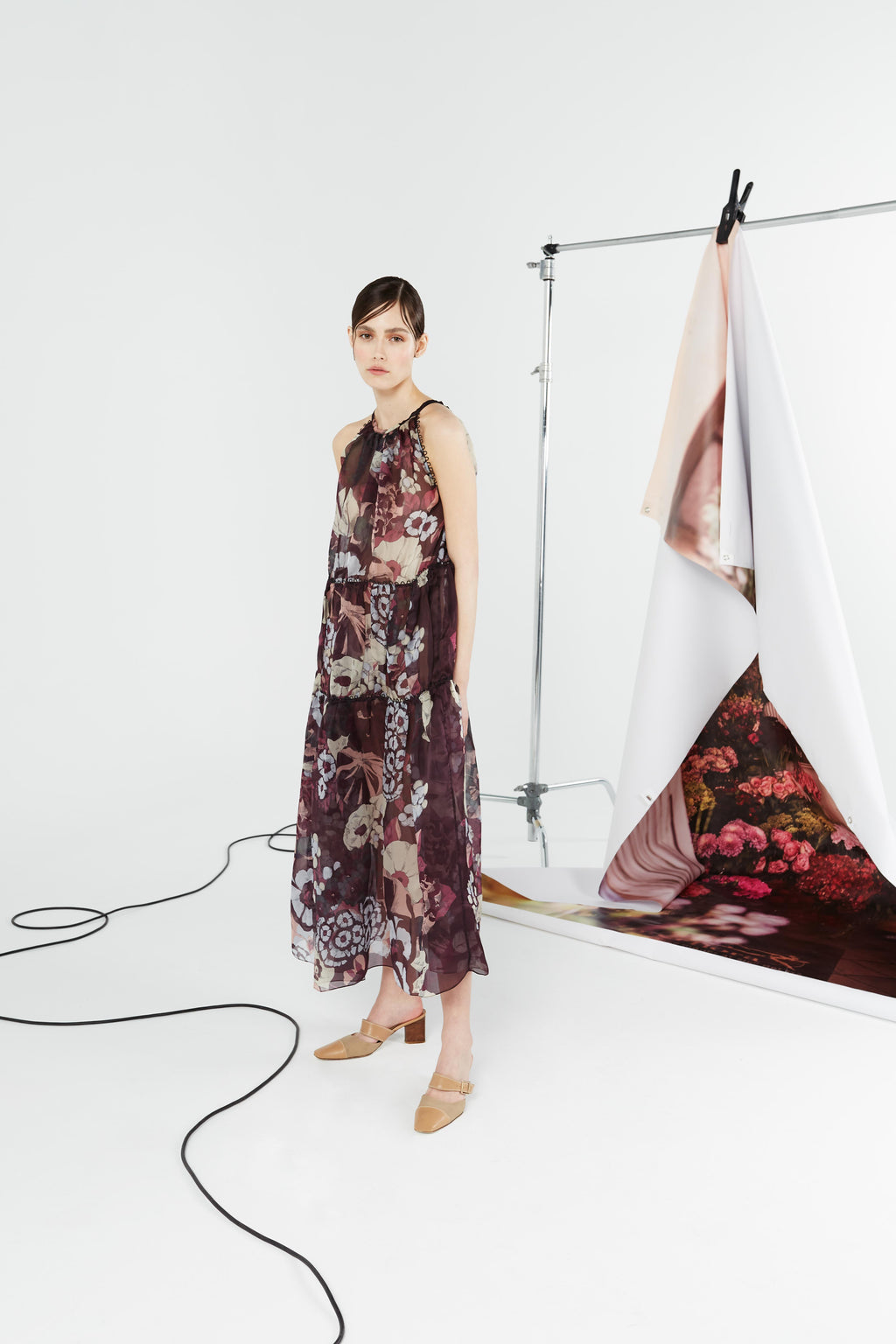 " BROWN FLOWER ORGANZA "
