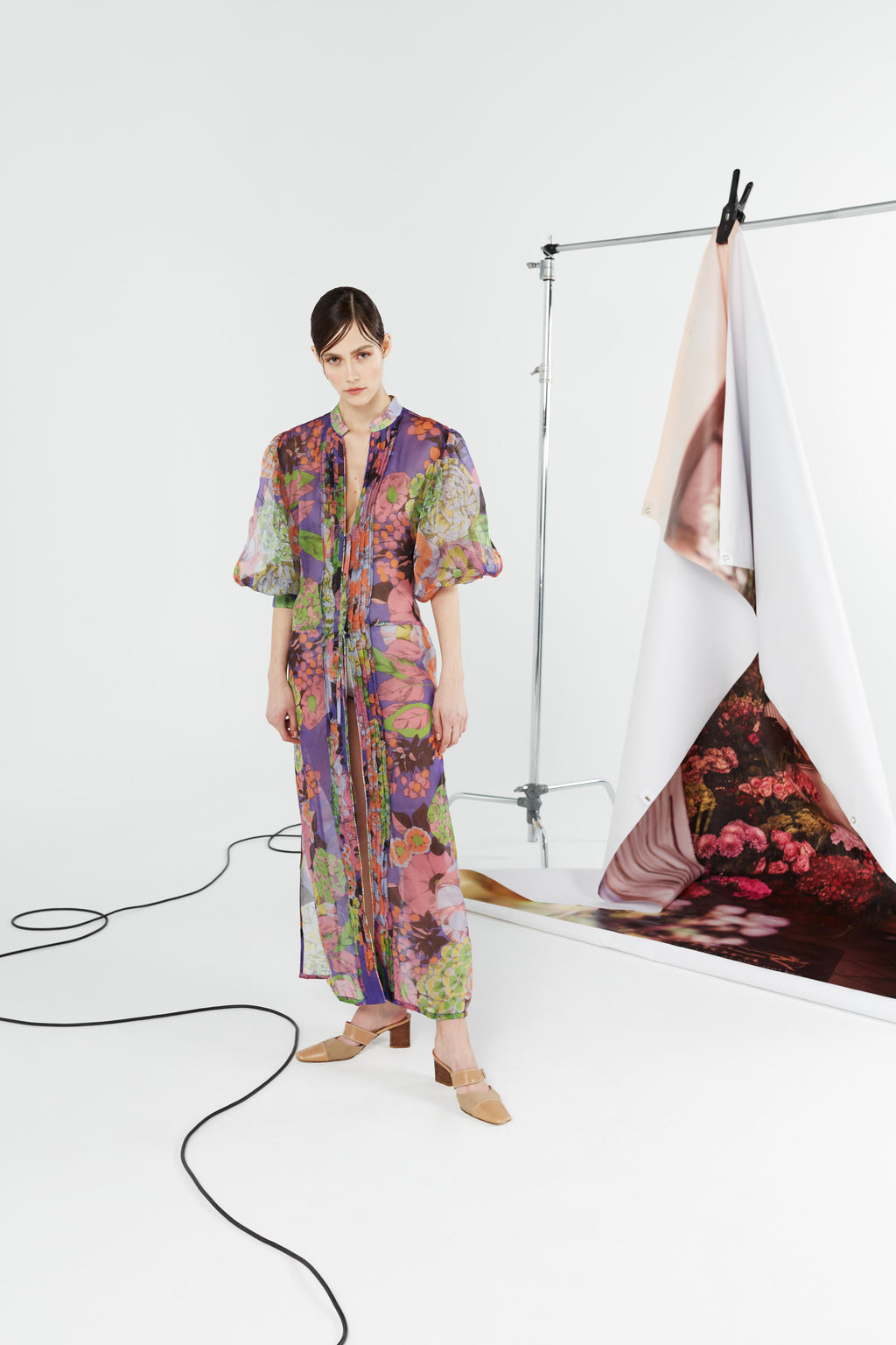 " TROPICAL FLOWER KIMONO"